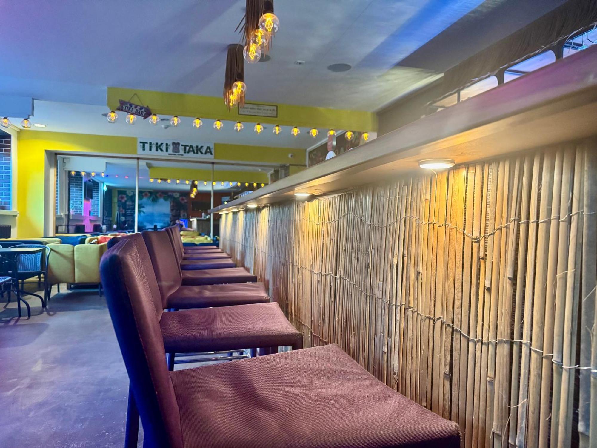 Tiki Taka Hostel & Pub VNO Extérieur photo